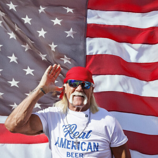 Hulk Hogan Netflix RAW Real American Beer T-Shirt